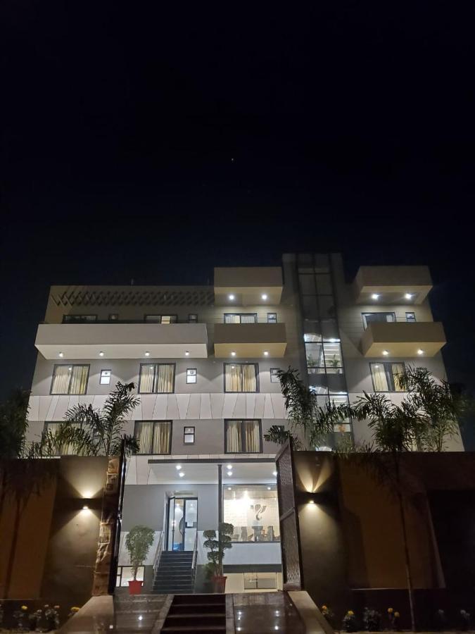 Hotel The Golf 1 ラクナウ エクステリア 写真